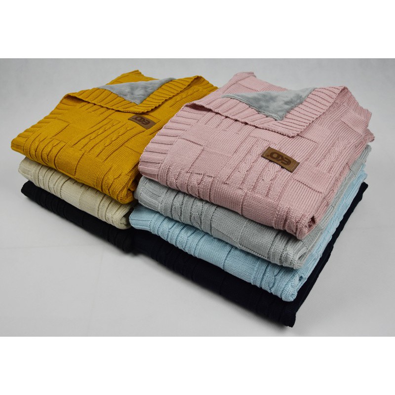 Knitted blanket with fur fabric lining BEIGE