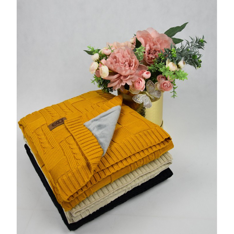 Knitted blanket with fur fabric lining GREY