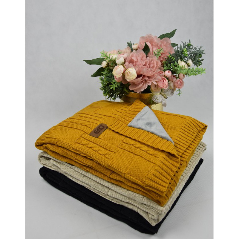 Knitted blanket with fur fabric lining ROSE PINK