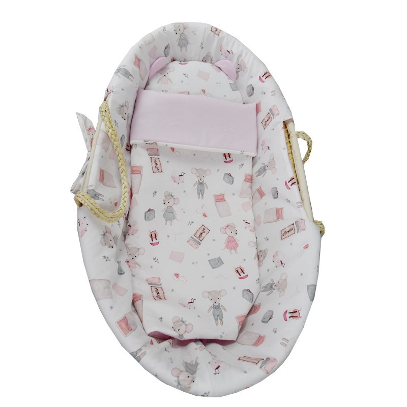 Moses basket with basket stand and equipment Moses basket with basket stand and equipment