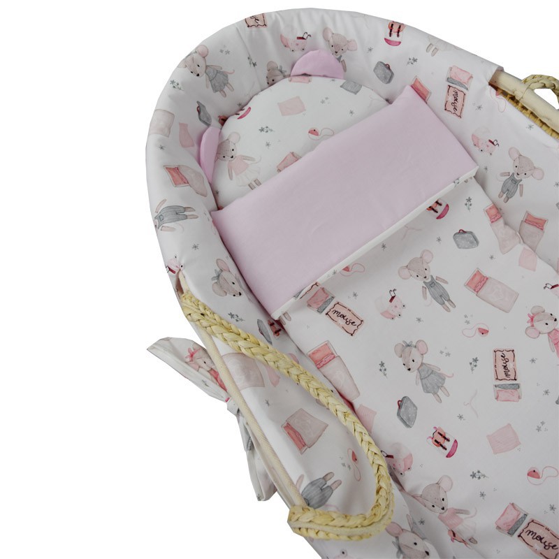 Moses basket with basket stand and equipment Moses basket with basket stand and equipment