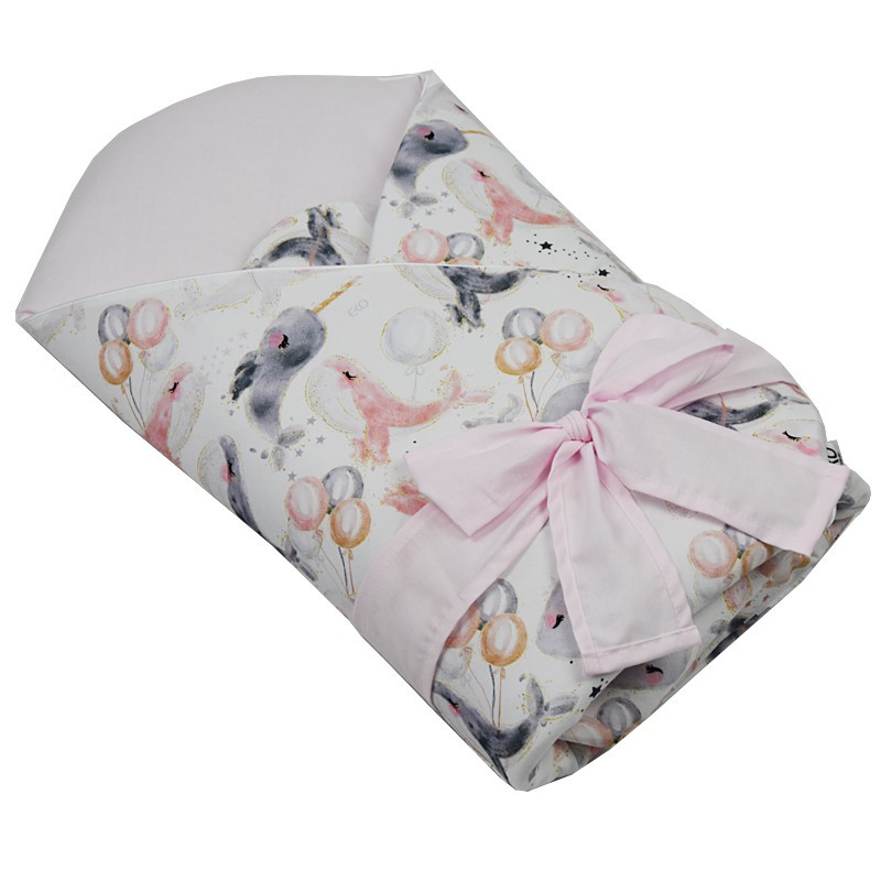Printed Cotton Swaddle Blanket with Coconut WHALE/PINK Printed Cotton Swaddle Blanket with Coconut WHALE/PINK
