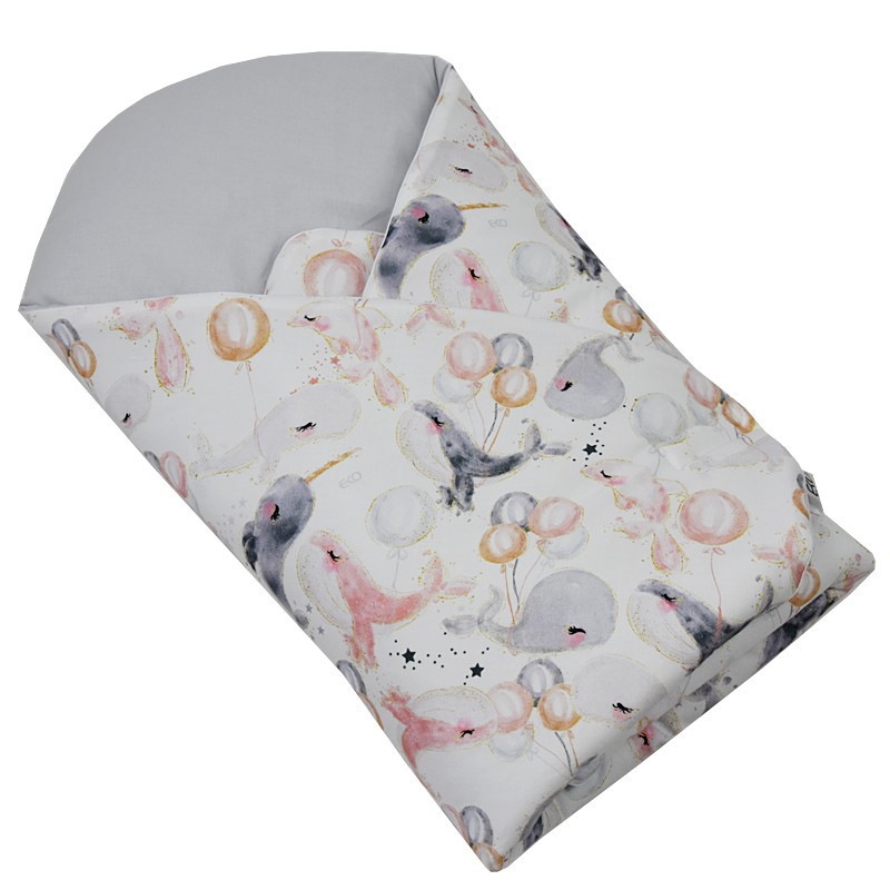 Babyhörnchen aus bedruckter Baumwolle WHALE/GREY Babyhörnchen aus bedruckter Baumwolle WHALE/GREY
