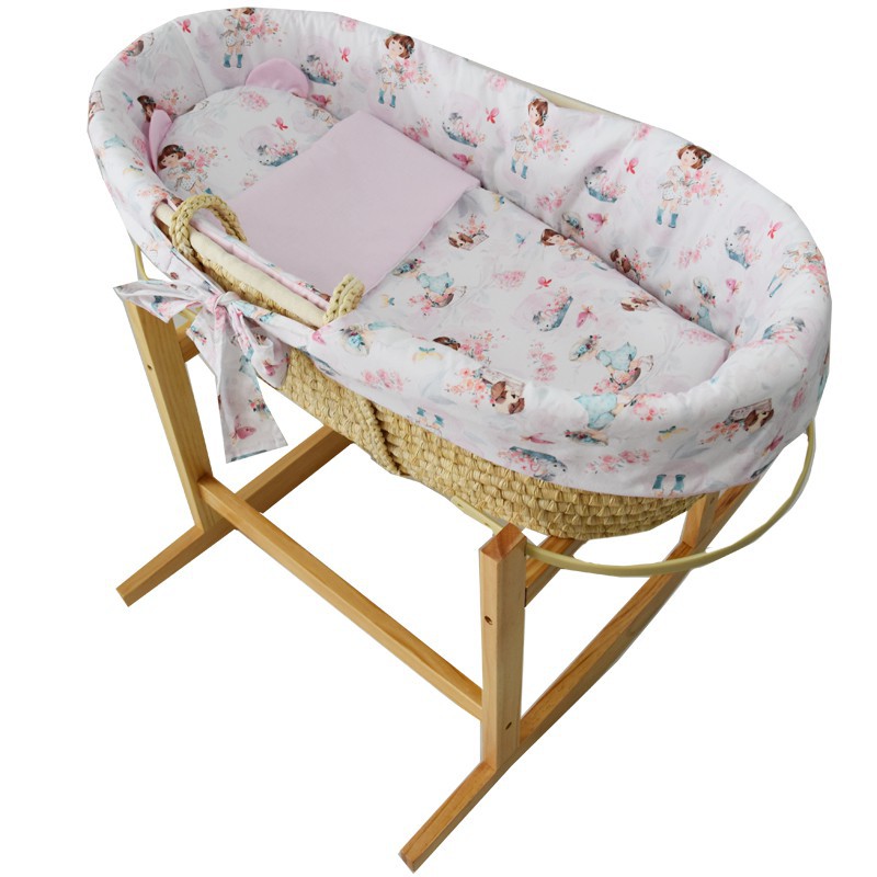 Moses basket with basket stand and equipment Moses basket with basket stand and equipment
