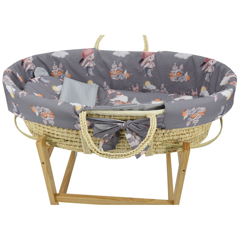 Moses basket with basket stand and equipment Moses basket with basket stand and equipment