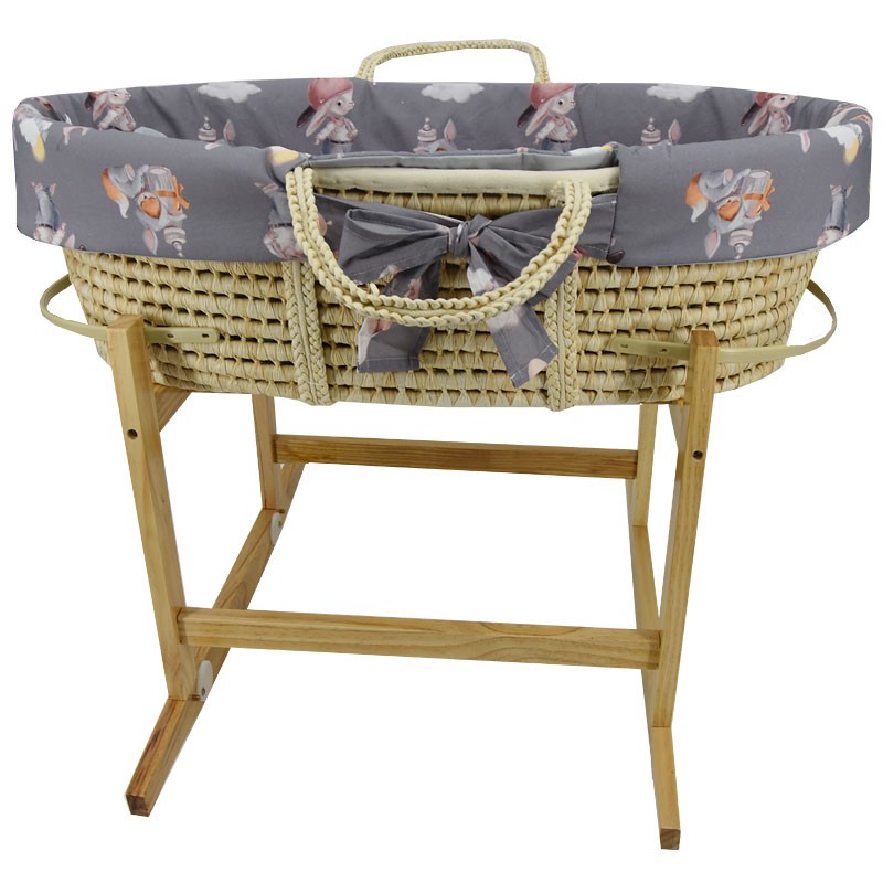 Moses basket with basket stand and equipment Moses basket with basket stand and equipment