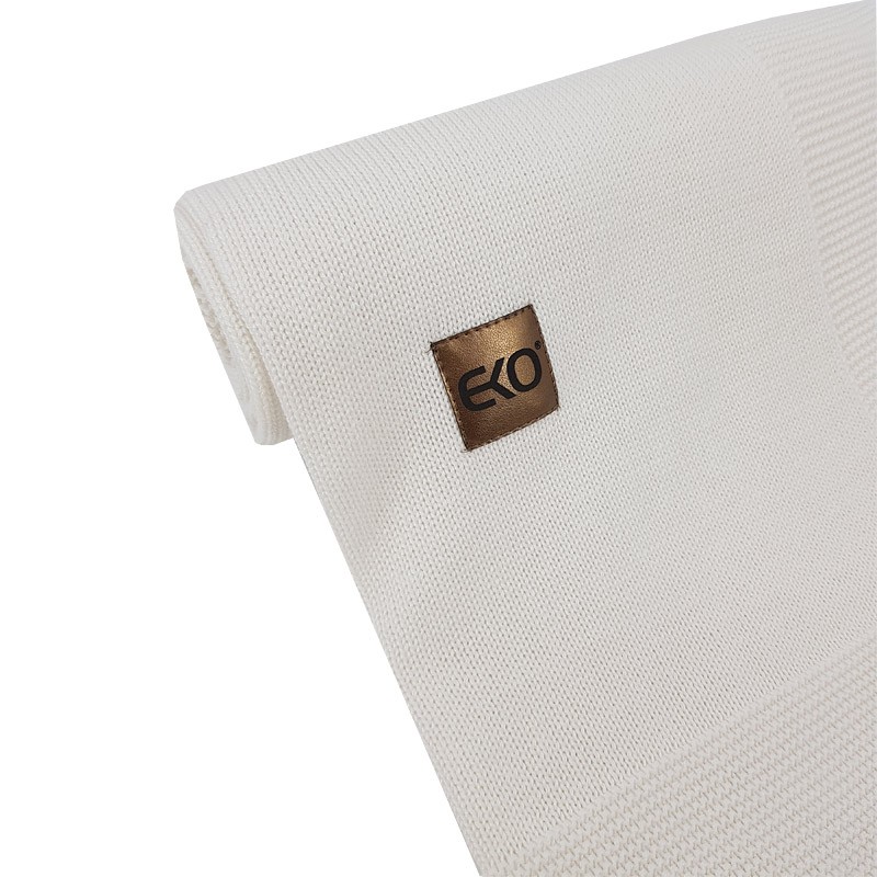 Deka z pleteniny ECRU