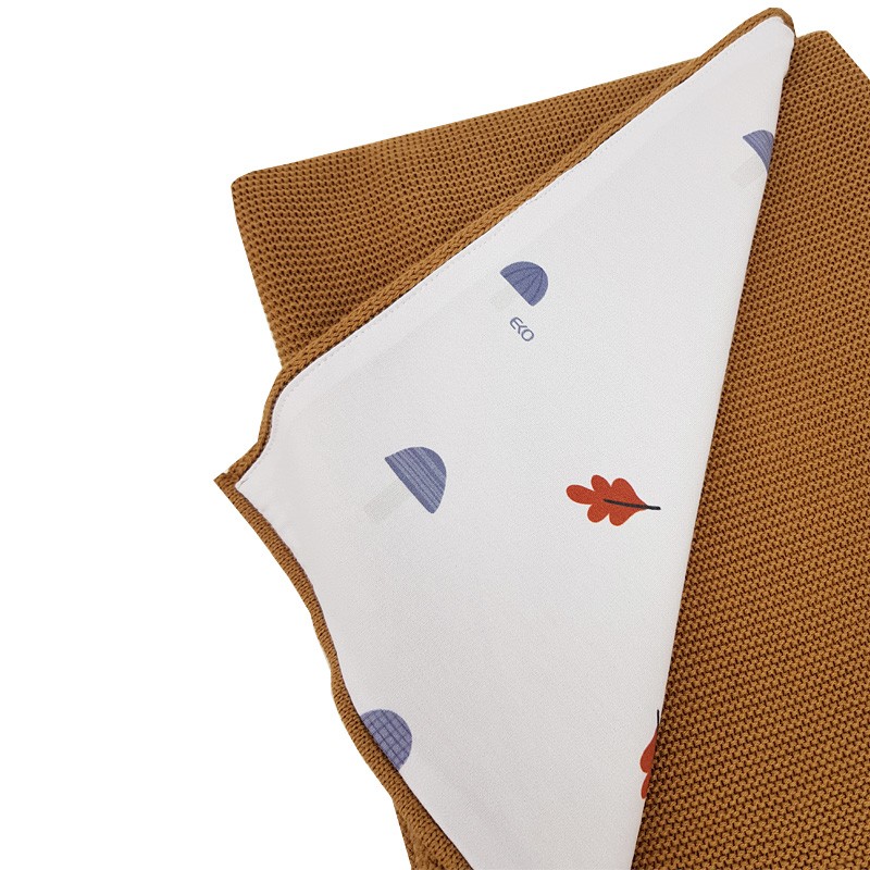 Blanket and play mat CARAMEL/MUSHROOMS Blanket and play mat CARAMEL/MUSHROOMS