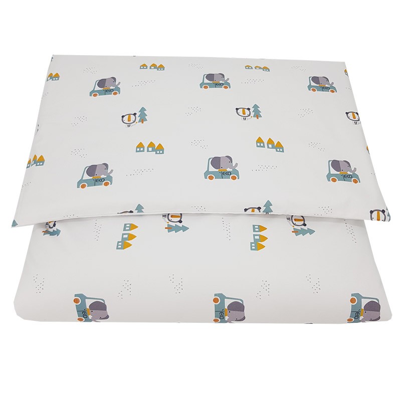 Apdrukāts mazuļa kokvilnas gultasveļas komplekts 120x90 cm CARS Apdrukāts mazuļa kokvilnas gultasveļas komplekts 120x90 cm CARS