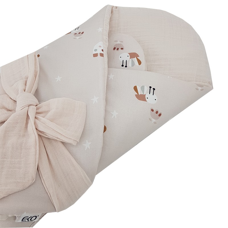 Printed Cotton+Muslin Swaddle Blanket with Coconut BEES/BEIGE Printed Cotton+Muslin Swaddle Blanket with Coconut BEES/BEIGE