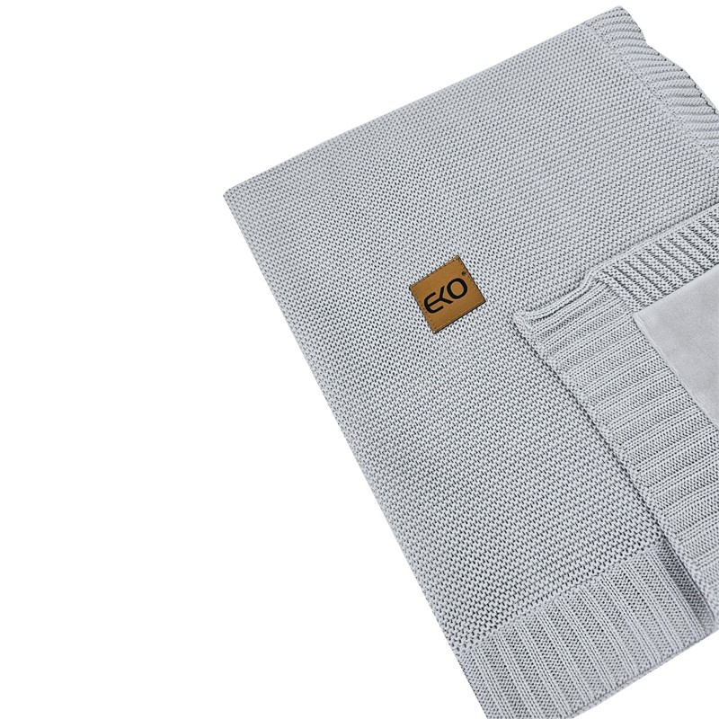 Bamboo knitted blanket with fur fabric lining GREY Bamboo knitted blanket with fur fabric lining GREY