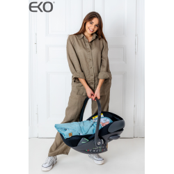 Sac de couchage pour siège auto VELVET ceintures 3 et 5 points GIRAFFE/BLEU Sac de couchage pour siège auto VELVET ceintures 3 et 5 points GIRAFFE/BLEU