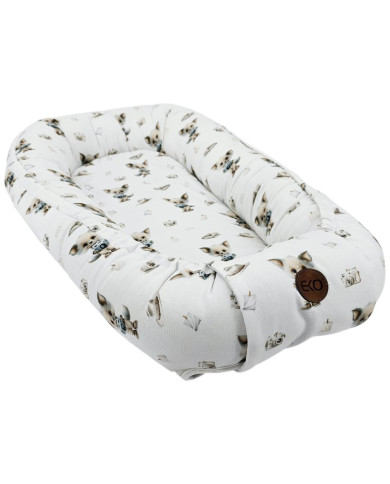 Bamboo Baby Nest 100% Bamboo – Antibacterial & Safe Sleep Pod PHOTOGRAPHER