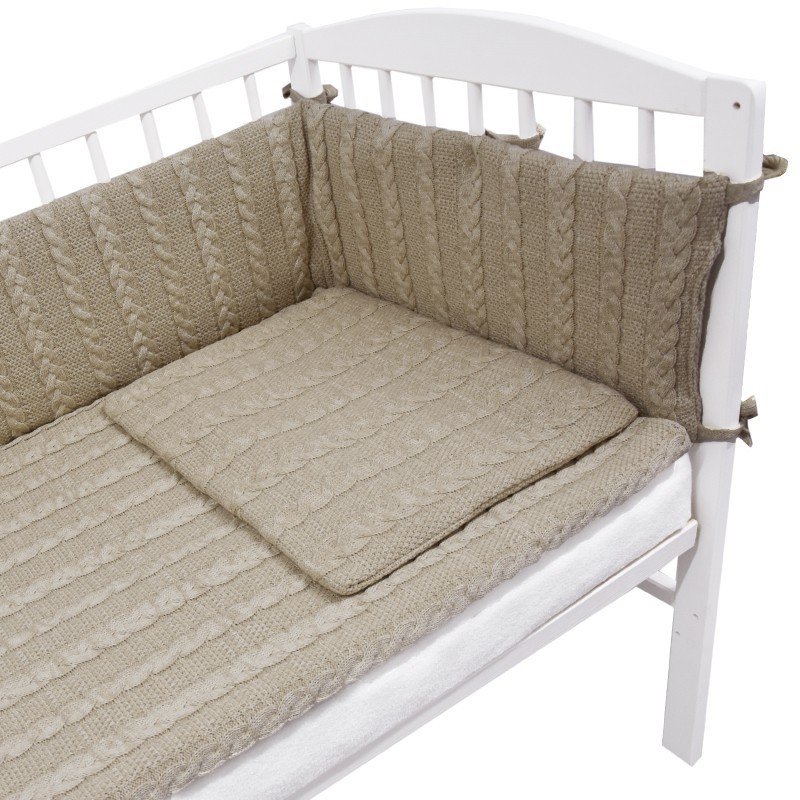 Adīts mazuļu gultasveļas komplekts „Pīnītes” BEIGE Adīts mazuļu gultasveļas komplekts „Pīnītes” BEIGE