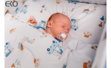 Jak wybrać idealną pościel dla niemowlaka?